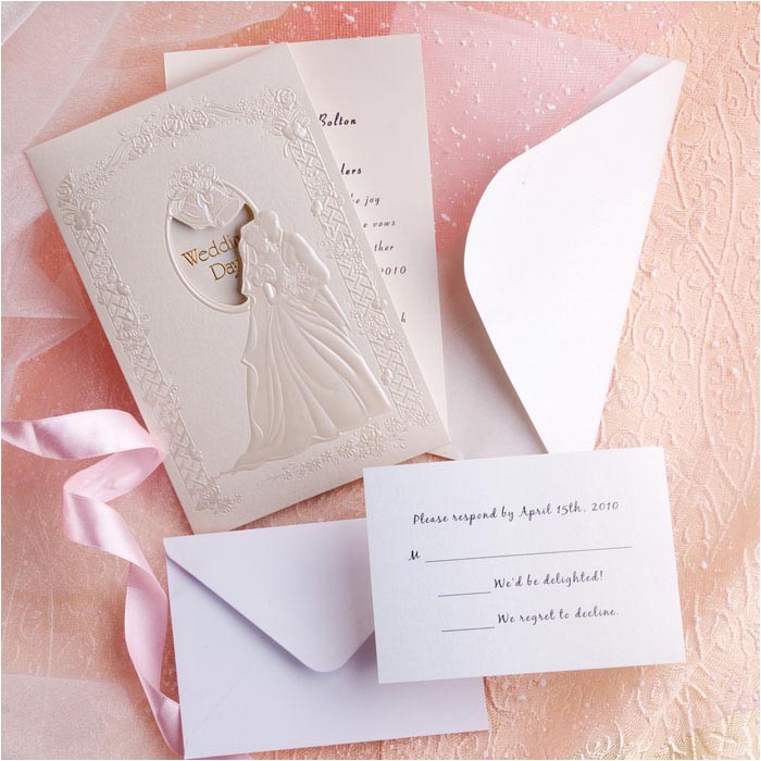 difference of modern and classic wedding invitations