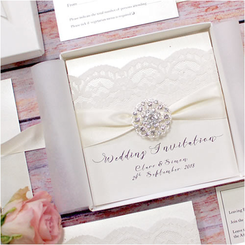 weddings invitations luxury opulence